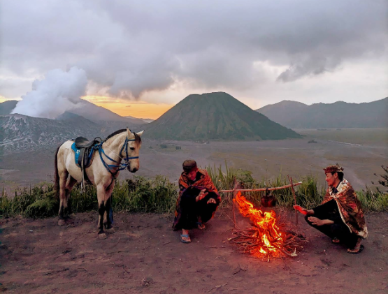 Explore Bromo Eco Tourism from Surabaya and Malang Bromo volcano, eco tours in Bromo, Bromo sunrise tours, nature tourism Indonesia, Bromo landscape